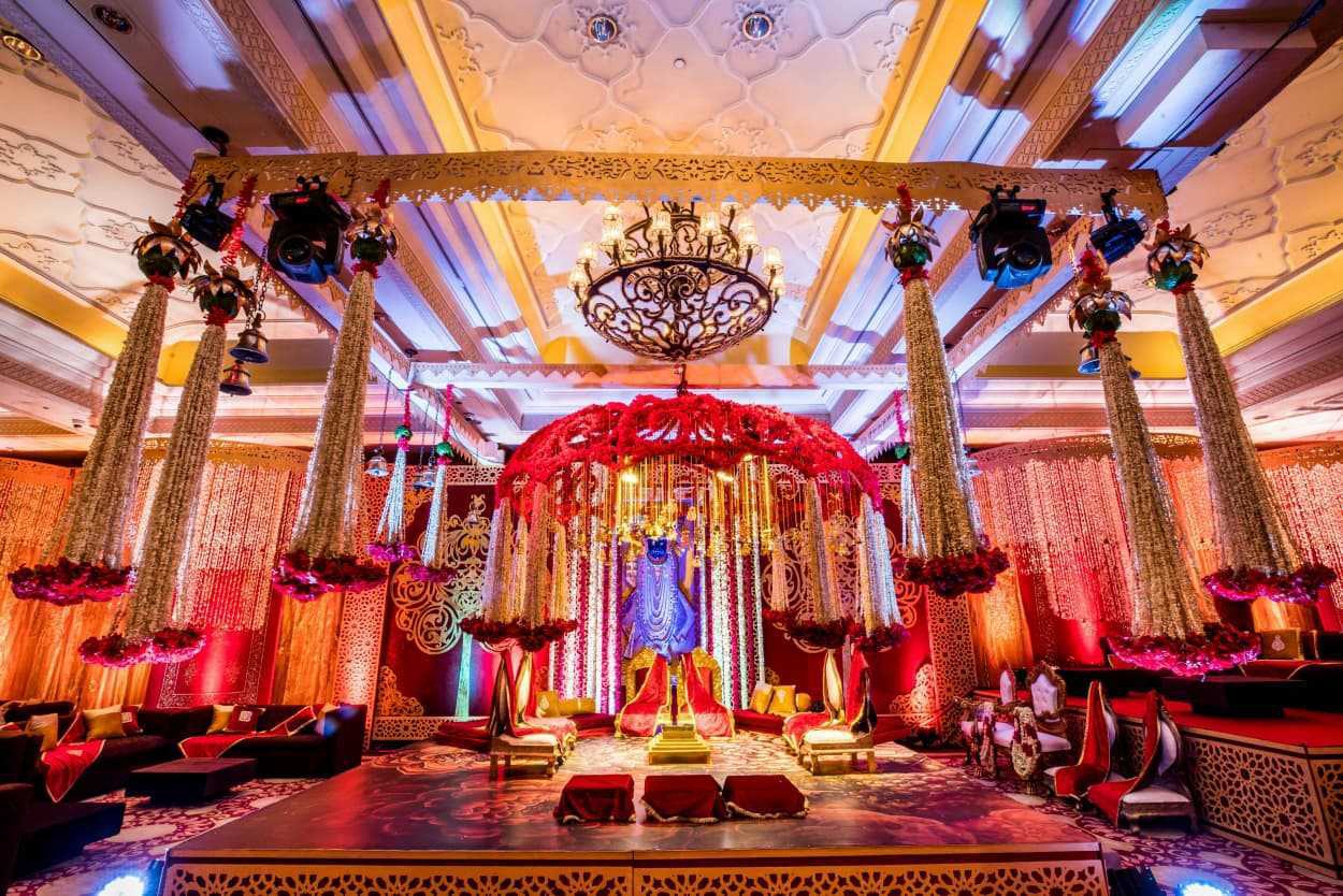 Luxury wedding decor
